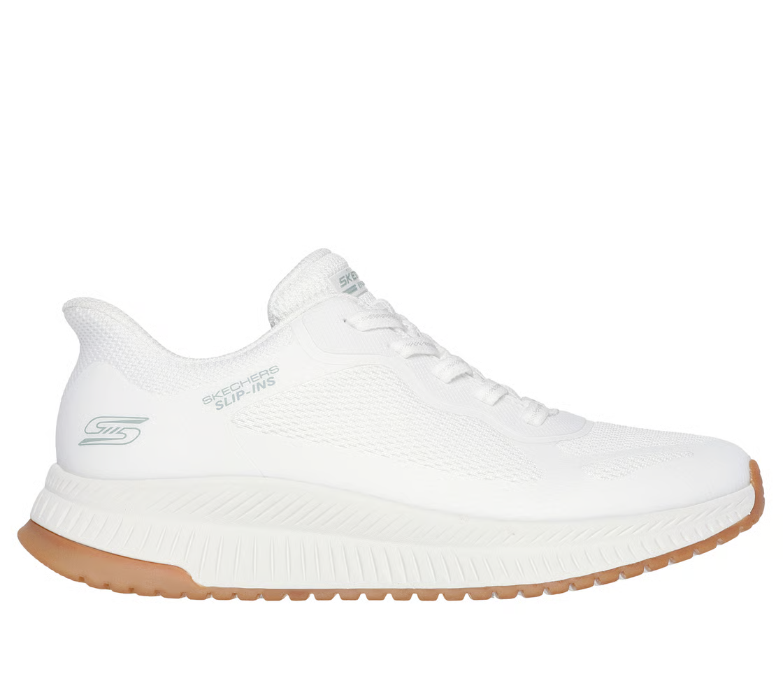 Tendencias calzado mujer primavera-verano 2026: sandalias, sneakers y los looks del momento