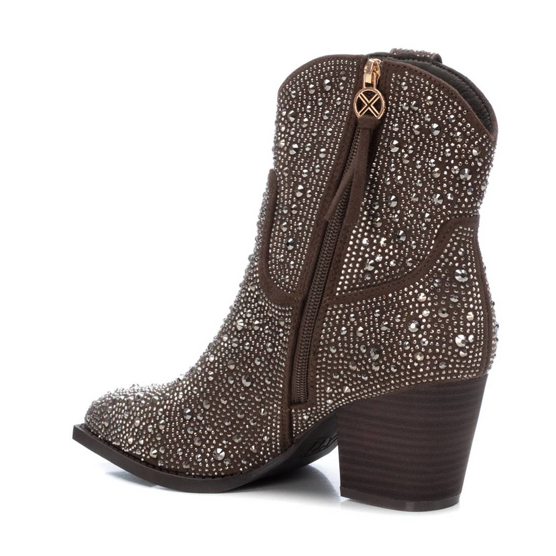 XTI 141723 Botín Cowboy de Antelina para Mujer Taupe - imagen 3