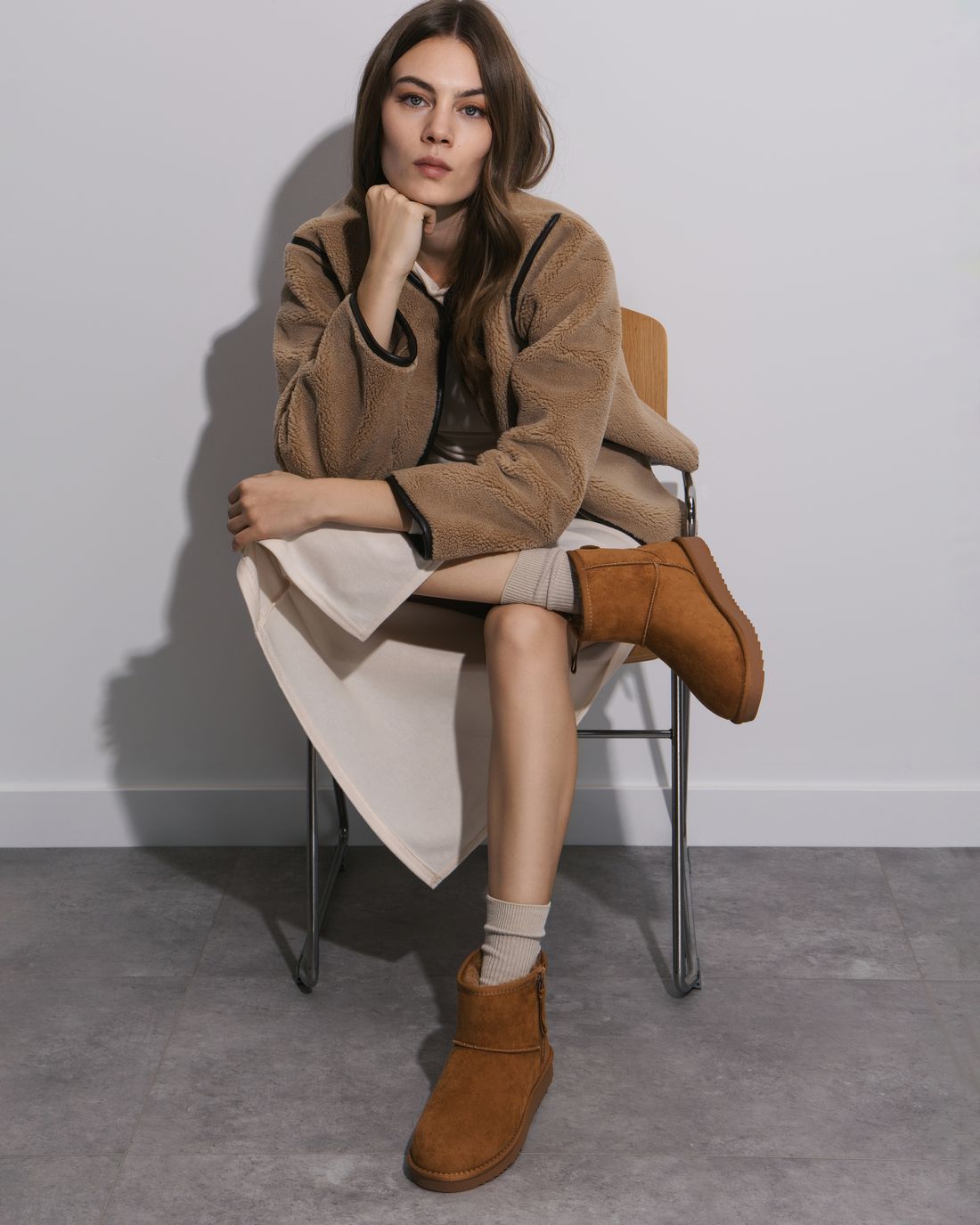XTI 144443 Botín Australiano de Mujer Camel - imagen 2