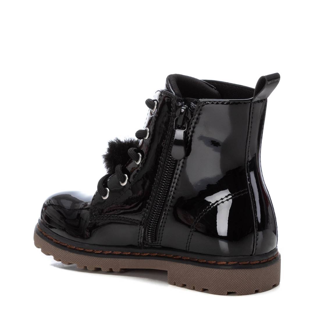 Botín de charol XTI Kids 151092 para niña negro - imagen 3