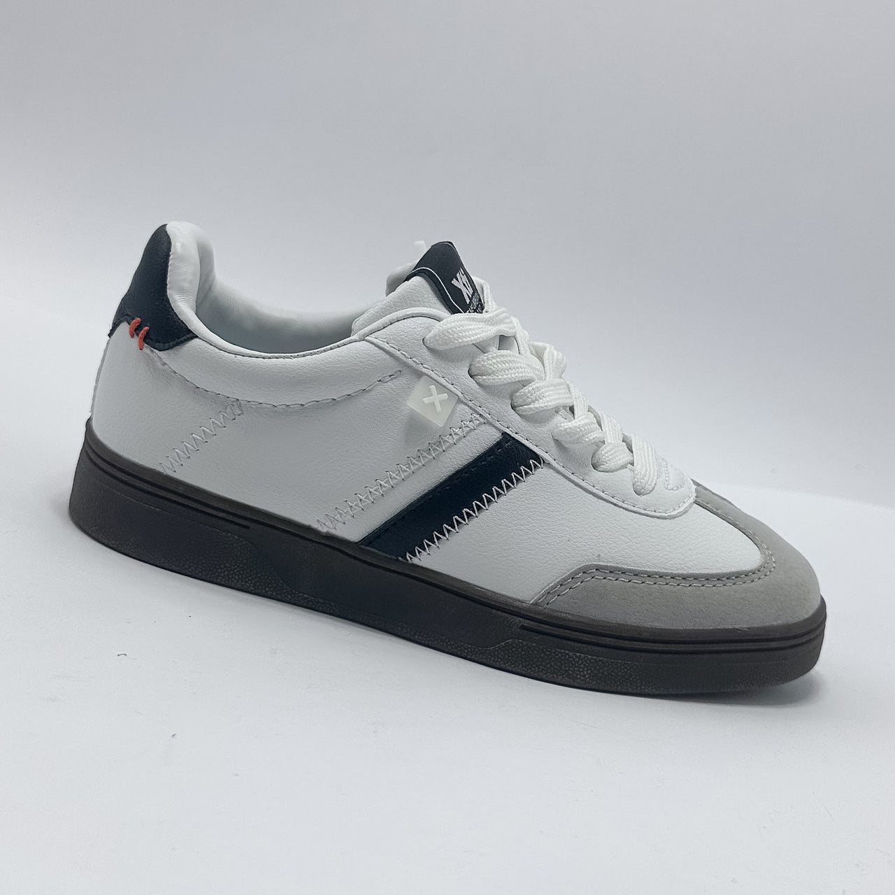 XTI 151118 Blanco Zapatilla Kids