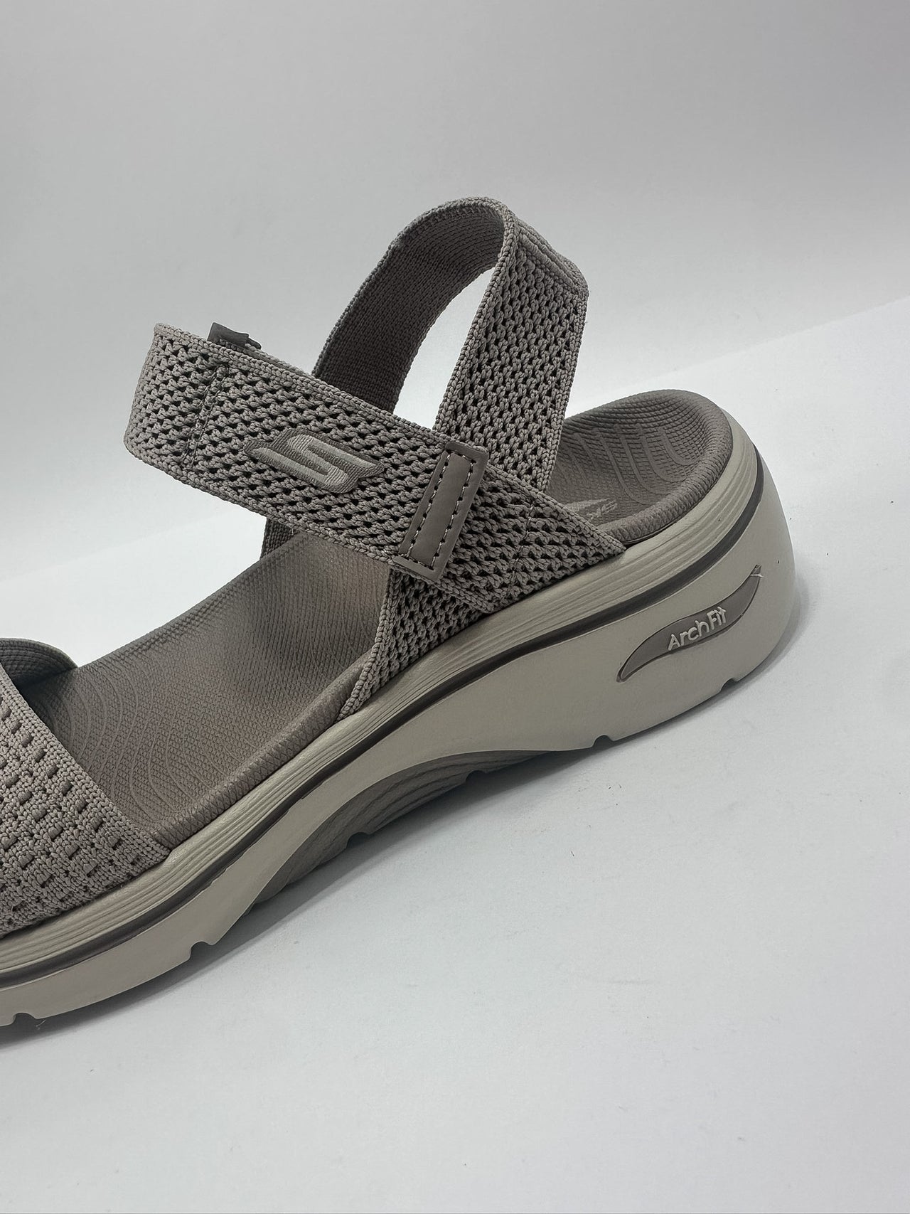 Skechers  140874/TPE Arch Fit Sandalia Mujer