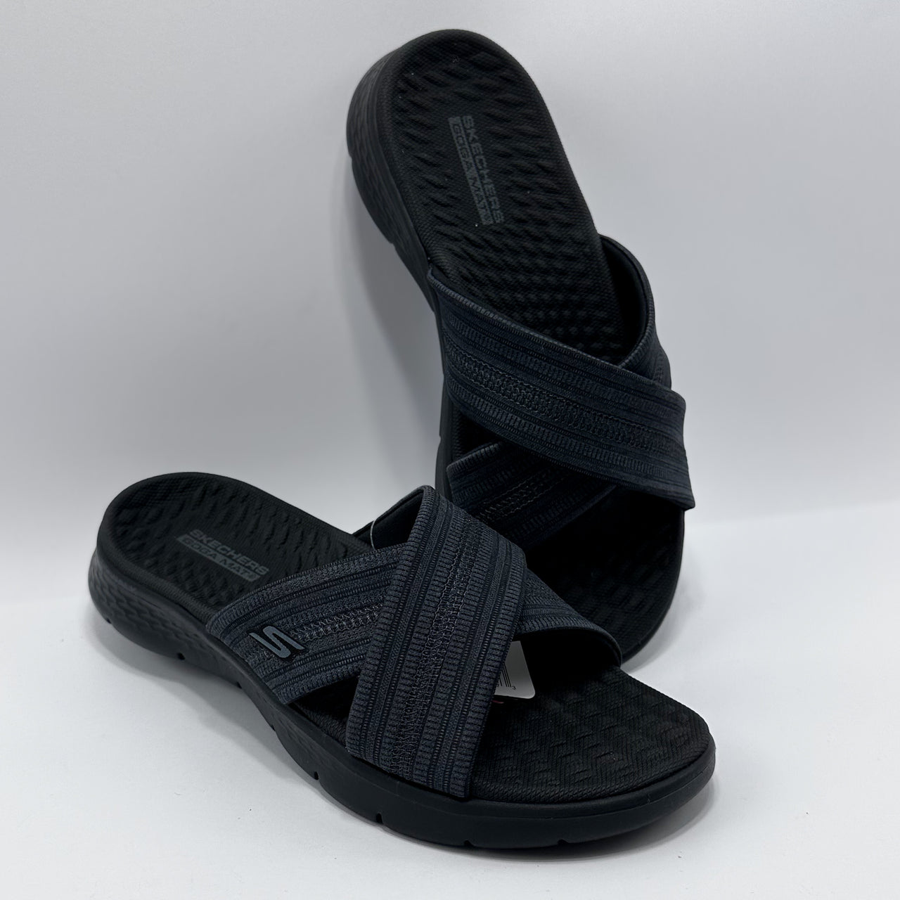 Skechers 141420/BKGY Go Walk Flex Sandal - Impressed Sandalia Mujer
