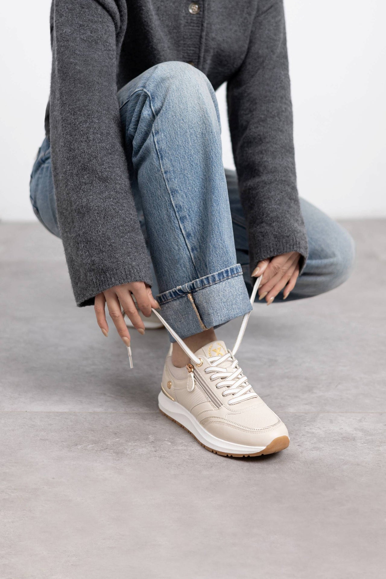XTI 144183 Beige Zapatilla Mujer