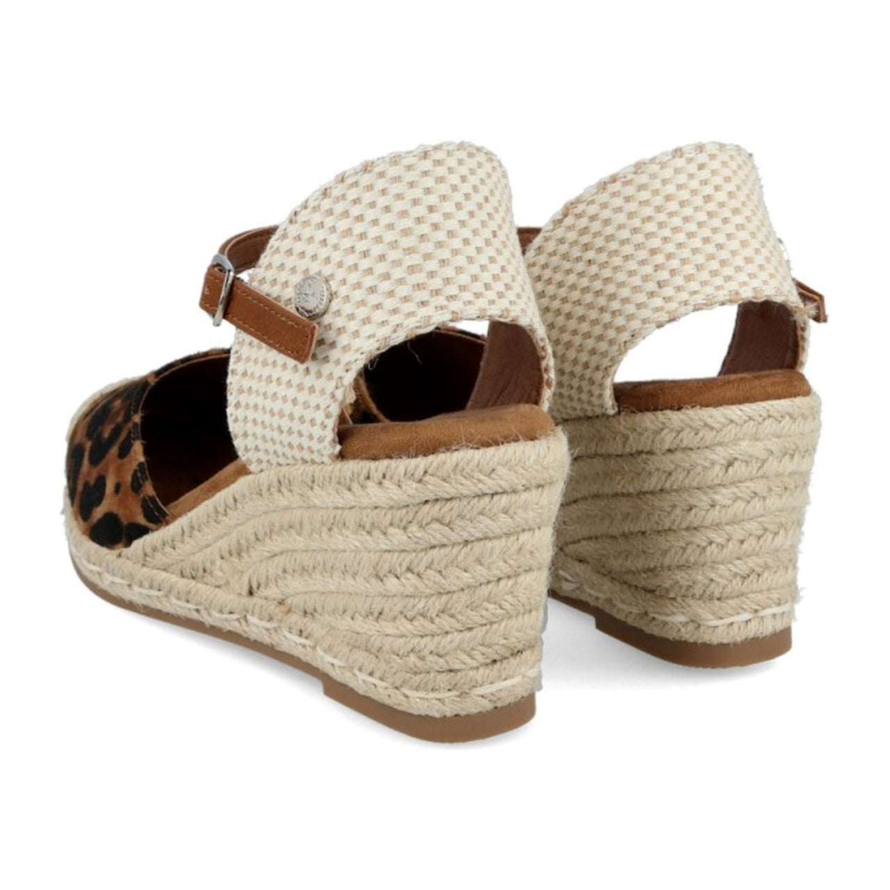 XTI 144590 Camel Alpargata Mujer